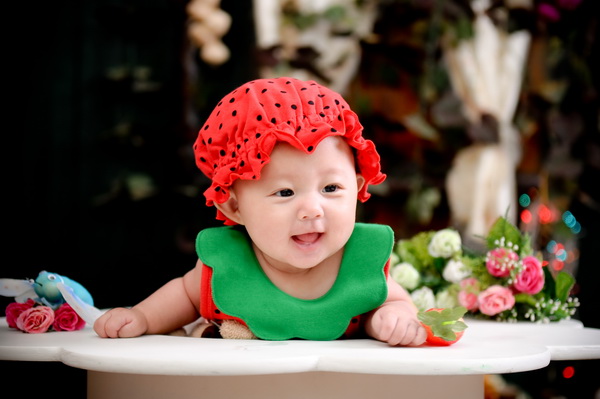 草莓宝宝的百日照1